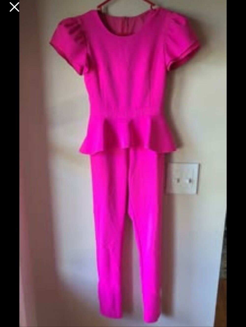 Hot Pink Interview/Appearance - Picture 2 of 3